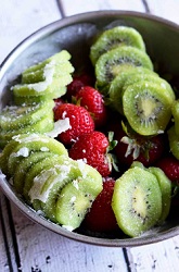 http://www.trucsetbricolages.com/recette-de-mojito-glace-fraise-kiwi/